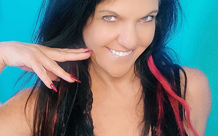 Coralyn Jewels Gems: Deixe-me ajudá-lo a drenar essas bolas