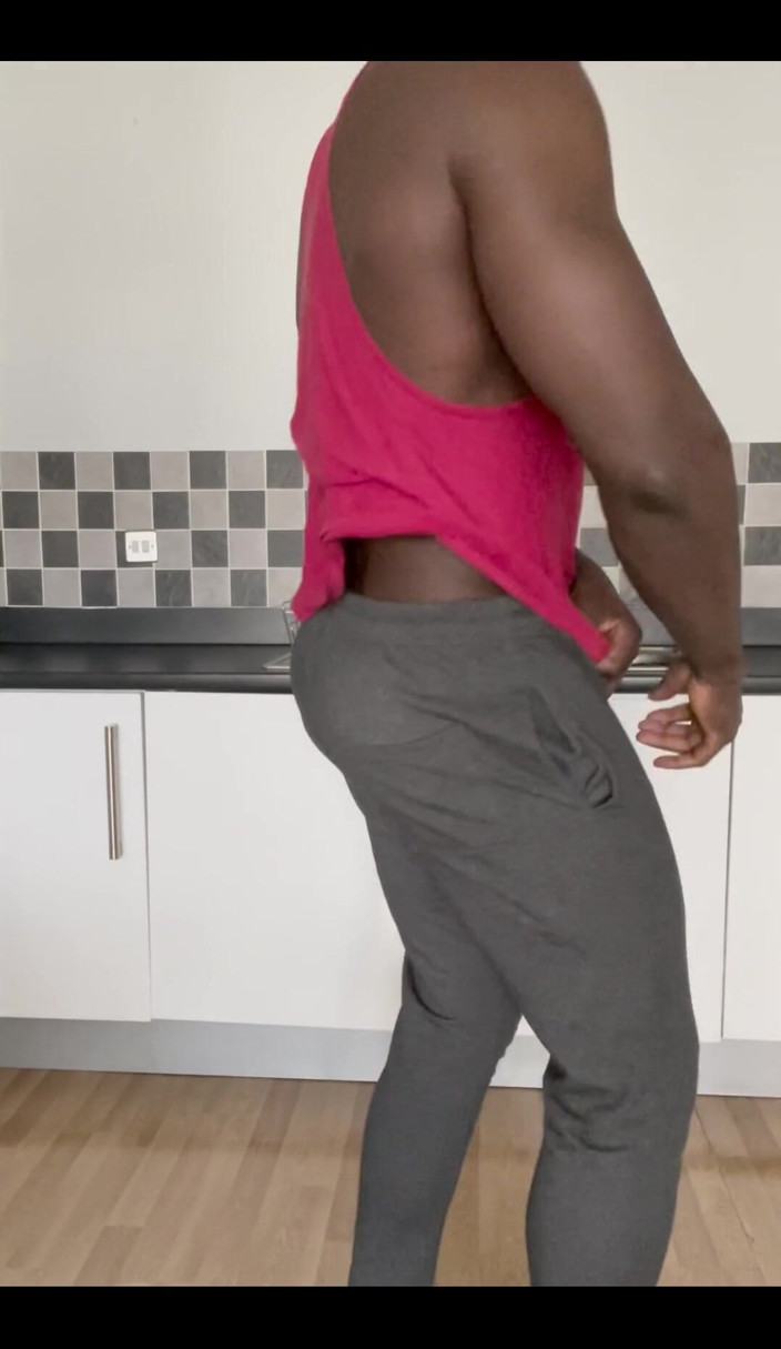 Afro Black XXX: Právě jsem se vrátil z cyklistiky ...