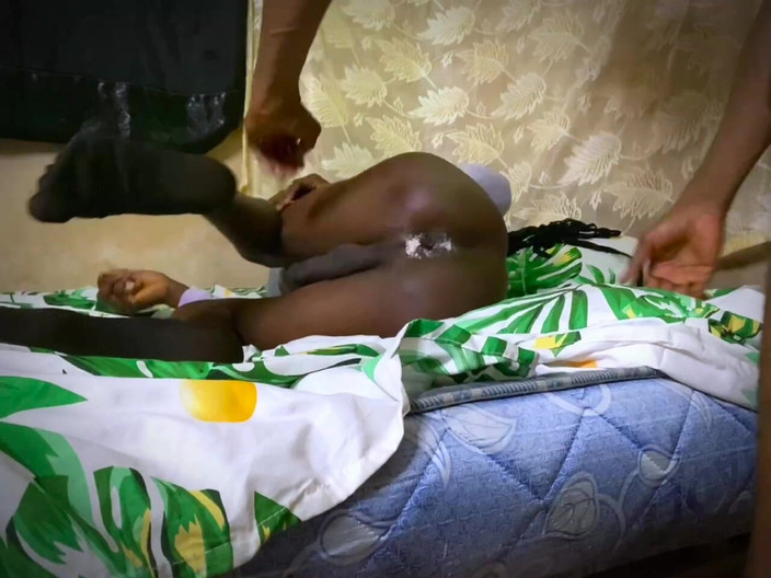 Stilesbhalifa1: Збуджені чорні сусіди по кімнаті 2