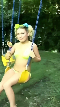 Audrey Addams: Eine Junge Schlampe, Die Hart in Ihren Kleinen Hintern Gefickt Wurde