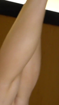 Busty MILF Shione rajstopy i fetysz stóp