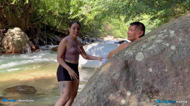NamiQsein: Ketahuan ngentot sungai sama tetangga sendiri