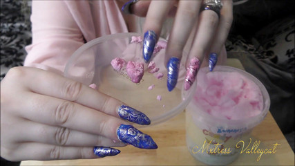 Mxtress Valleycat: Anime nehty a candy floss