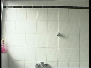 Lucky Cooch: Hot girl showering her amazing body