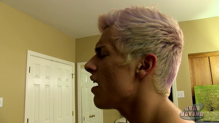 Bare Twinks: Hai cái lỗ mông ướt át!