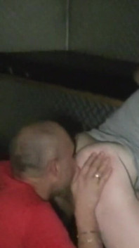 Gangbang zwischen muskulösem Typen