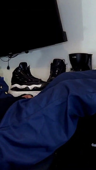 Freaky Latina Cop Wantz Black Thug Cum on Her Feet