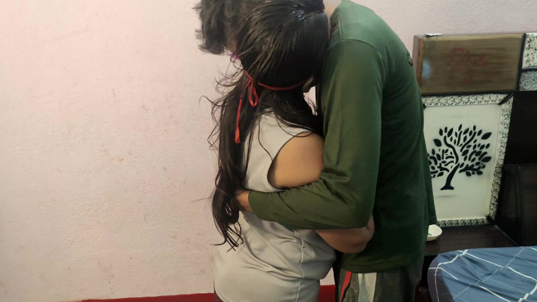 Soniya1997: Double pénétration par une étudiante, sodomie avec son demi-frère, vidéo