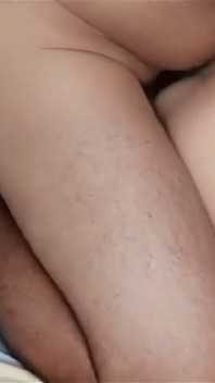 1004 내 배다른 여동생이 밤에 내 침대에 와서 공부비를 달라고 부탁해