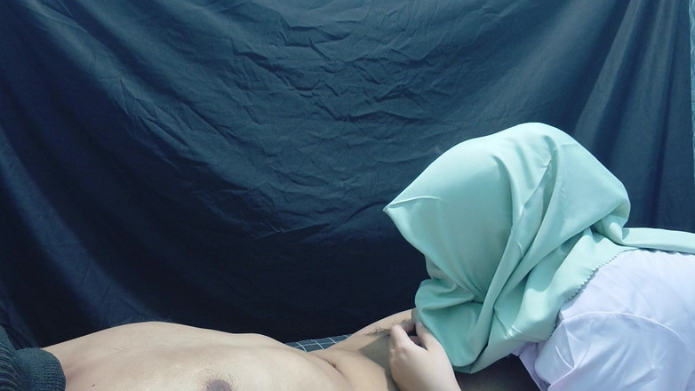 Vaginabig88: Mẹ của Bosskuu cô đơn khi chồng cô ấy sống xa thị...