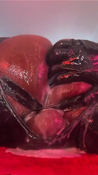 Femboy Gapes Hole z dildo w kształcie stożka