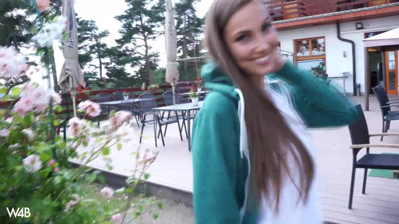 Watch4beauty: Connie Flight