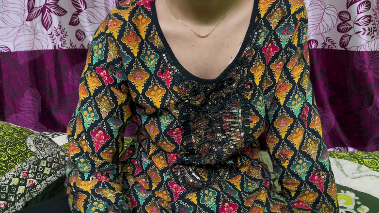 Kaleonjoybd: Min sexiga bhabhi behöver ett romantiskt ögonblick och hårt knull