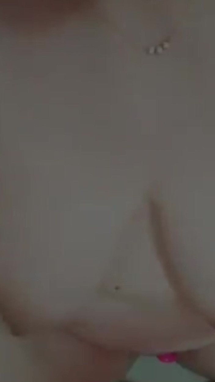 Novita_gemoy: Widow Canlı Amcık Tıkalı