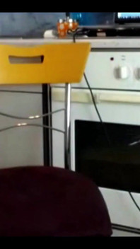 Godaan g-string provokatif: bergabunglah dengan pertunjukan pantat intim Sexydea