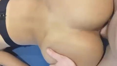 Emma Thai: Emma Thajská teen děvka dostane creampie po tvrdém šukání zezadu