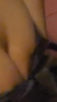 他被狠狠对待，但他喜欢付出！！