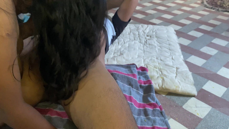 Pinkididi: Ich habe meine indische stiefschwester gefickt, stiefschwester: amateur-porno