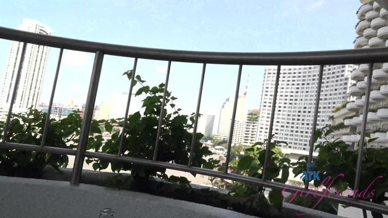 ATK Fans (Girlfriends): Vacaciones virtuales en Bangkok, Piper Perri