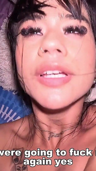 Mi ex novio vino a pedir su casco y me las arreglé para engañarlo para que me follara con su gran polla caliente.