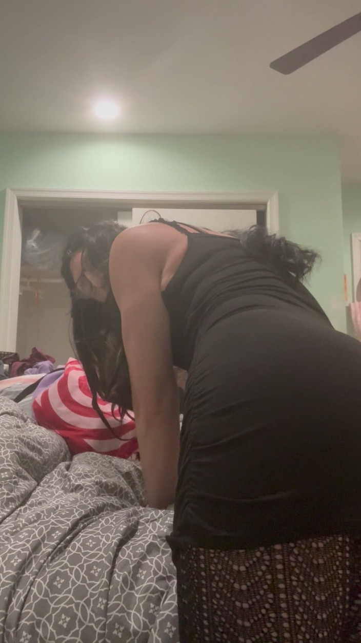 Kinky39: 穿着黑色礼服的娘娘腔