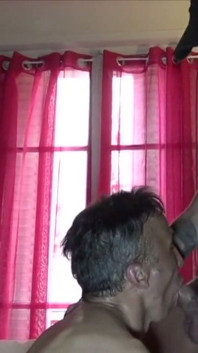Pai Árabe Fodido Por Uma Garota Jovem Tatuada
