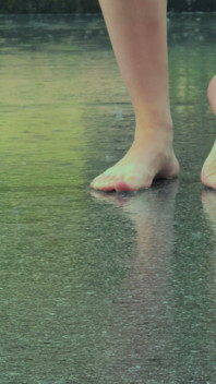 Barfuß Im Regen