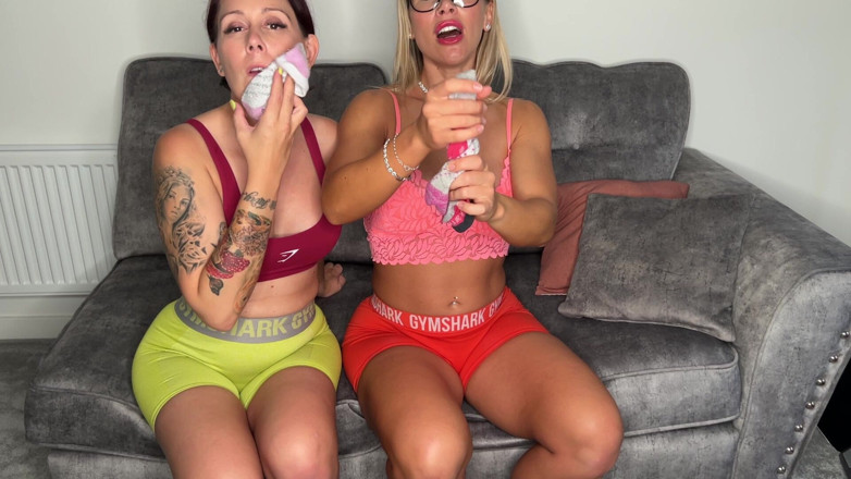 CALLIE ROKS: Sweaty Stinky Socks Smelling