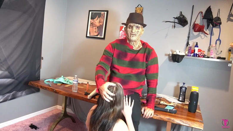 Teddy Tarantino: Skylar vox बनाम Freddy krueger और Saint Andrew's Cross