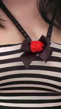Kojící a děvka nová máma Melissa