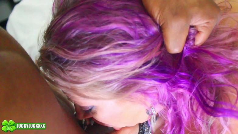 Lucky Luck XXX: Chica afortunada Ms Naughty - follando hardcore, chorros extremos de coño...