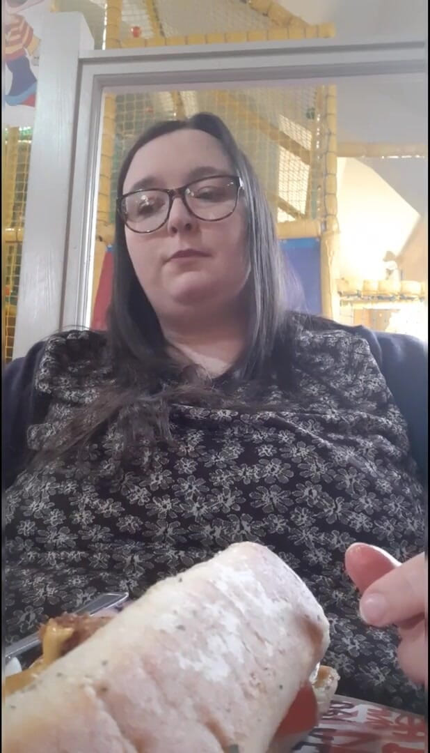 SSBBWLadyBrads: SSBBW secret filming of meal with stepfamily (This video has no...