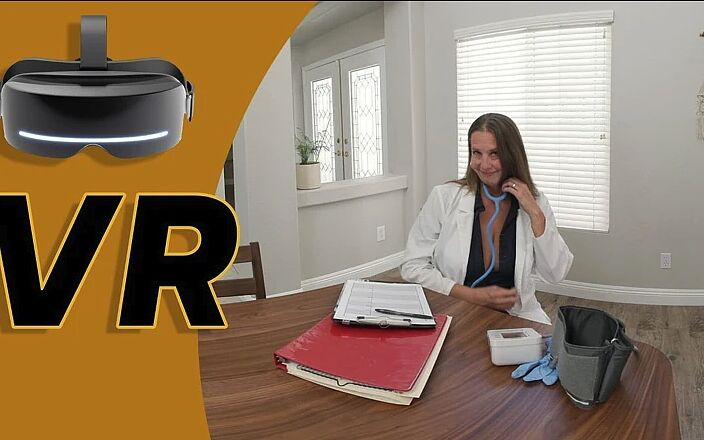 Sex Over 50 VR: Seksi Olgun Orta Yaşlı Seksi Kadın Ev Görüşmesi Yapıyor