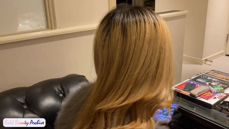 THAT'S WHAT SHE SAID: Înger asiatic 28055