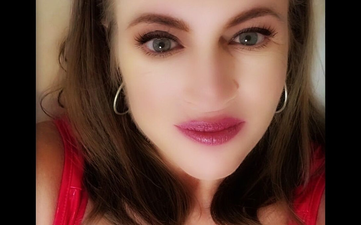 Nikki Nevada: Trucco o tratta con la sexy Diavolo rosso nikki