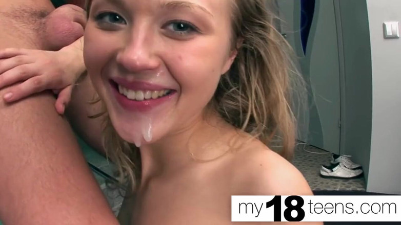 My 18 Teens: MY18TEENS - blondă dulce cu futai în pizdă umedă și orgasm cu ejaculare