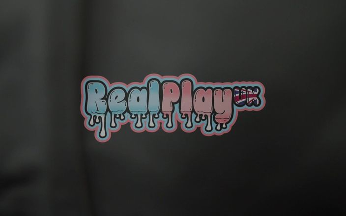 Real play UK: 胖美女荡妇自慰 第2部分