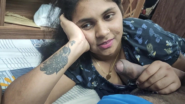 Vaigavarun45: Une demi-sœur se fait baiser par le mari de sa...