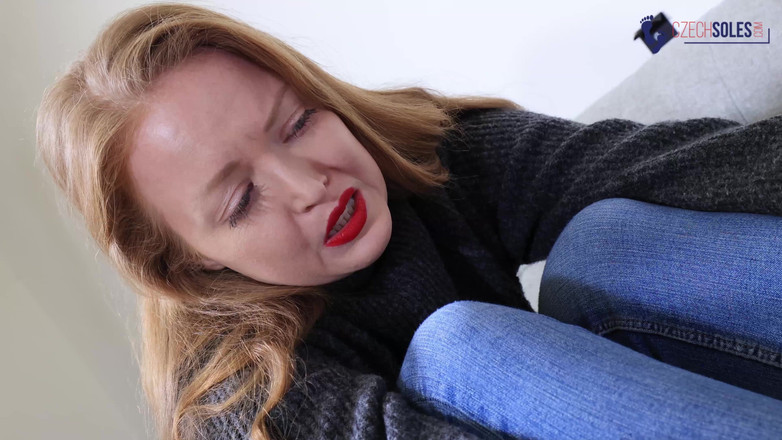 Czech Soles - foot fetish content: Gingers tut weh, stinkende und verschwitzte große füße