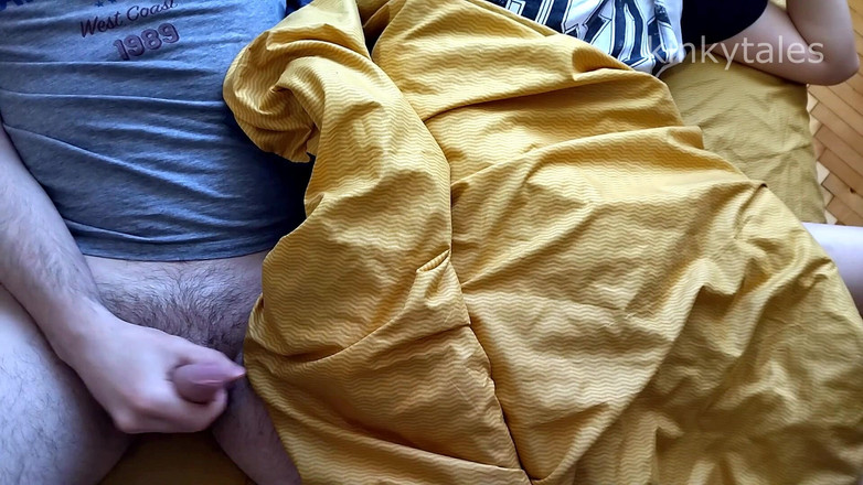 StepSisDiary: Ik deelde een bed met mijn stiefzus en hoorde de...