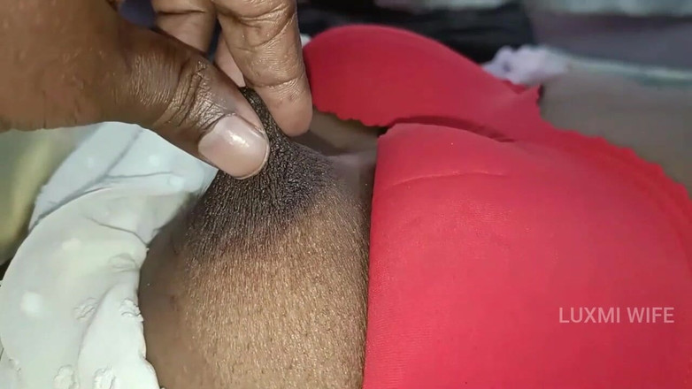 Luxmi Wife: सौतेले भाई द्वारा पत्नी के स्तन निपल्स प्रेस -7