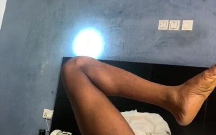 Stallion Digger X: Ketemu sama street crushku yang pengen banget ngentot memekku habis-habisan,...