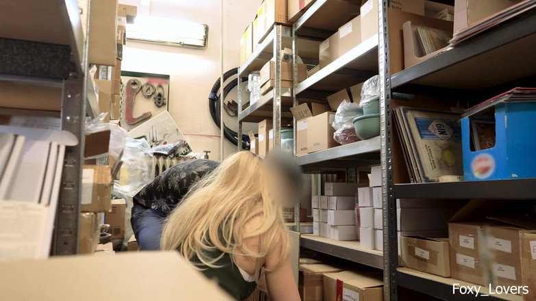 Foxy lovers: Camera Caught Me Cheating on My Husband in the Warehouse -...