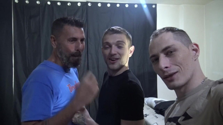ROMANTIK FRENCH FUCKER XXL: Romantik follada a pelo por la estrella porno de papi...