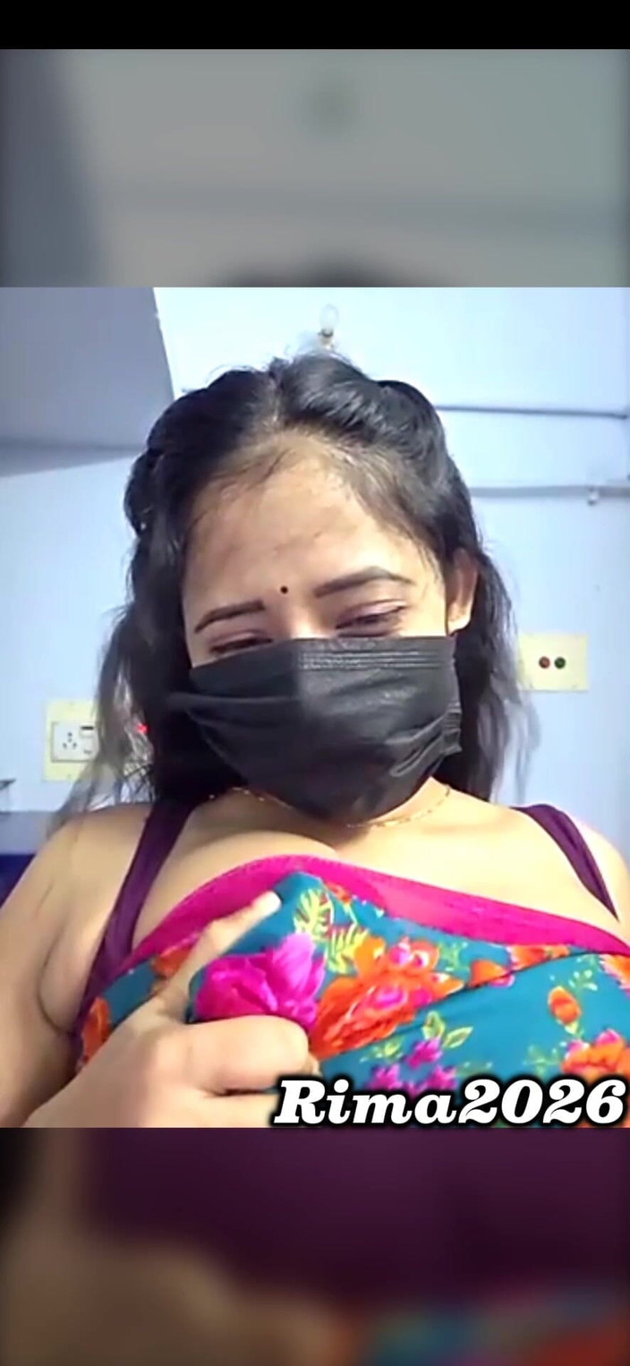 rima2026: Studenta din Dhaka o ia pe iubită acasă și o fute