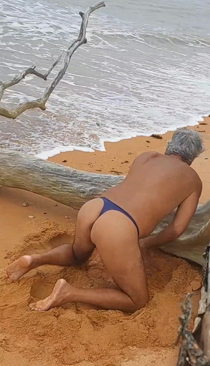 Ladysilvas: Ladysilva plajda bikinili ne yaramaz ateşli bir göt