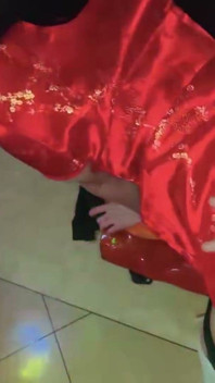 3小时不间断的内射 - 啪的深喉和巨大的假阳具快乐旋转