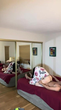 Tímida China MILF Chupa Y Monta Mi Polla En La Primera Cita