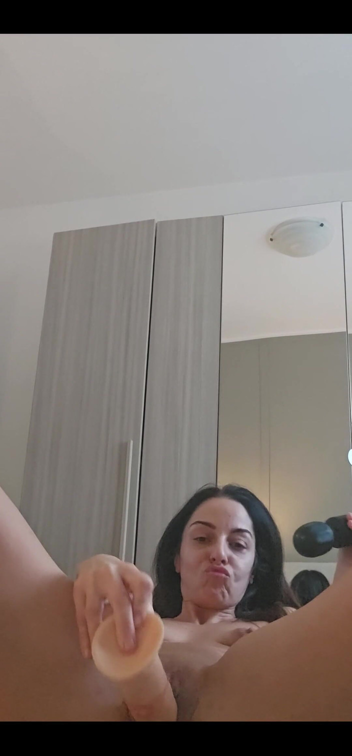 Only Maya: Met het verlangen naar een orgasme