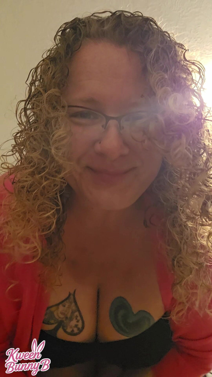 Kween Bunny B: Ms Tammy Mengajar Asas Makan Pepek